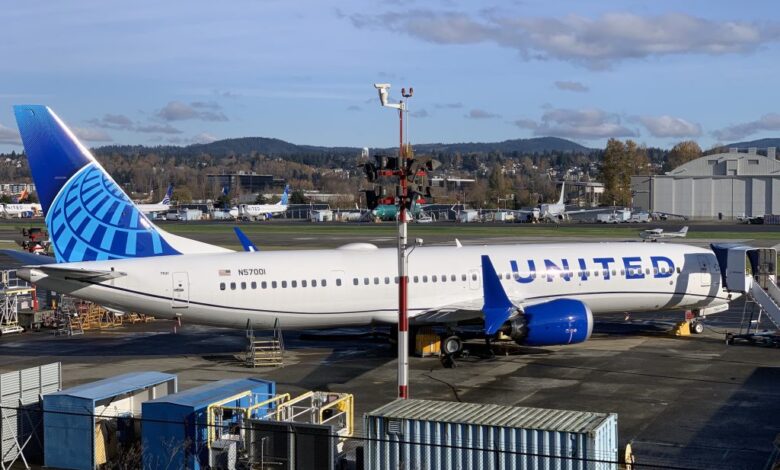 United finds loose bolts on plug doors during 737 Max 9 inspections