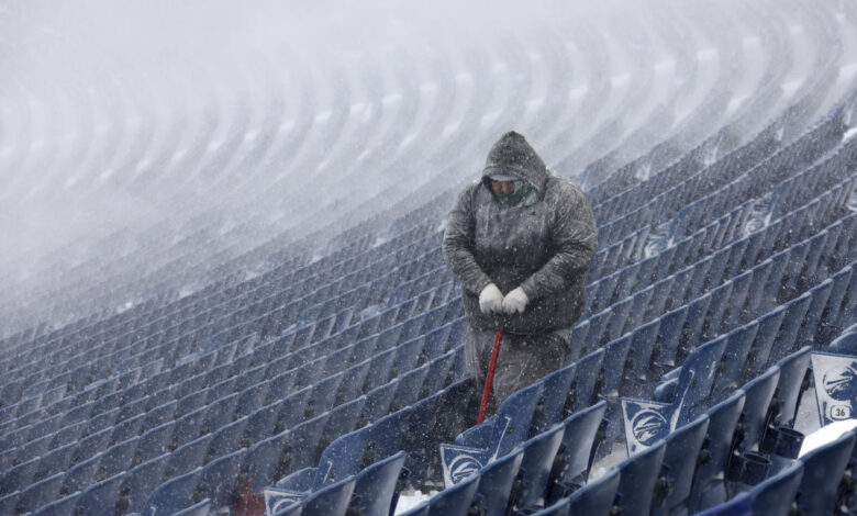 Bills send out another call for fans to shovel snow ahead of Chiefs game after another big storm