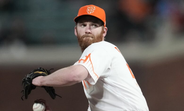 White Sox add righty reliever Brebbia on 1-year deal (source)