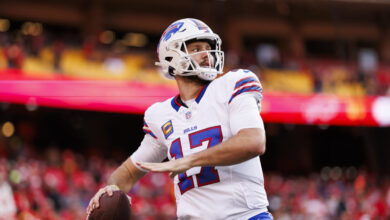 Chiefs vs. Bills: Updated Odds, Stat Predictions for 2024 AFC Divisional Game