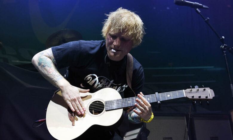 Ed Sheeran isn’t just a fingerpicker or a strummer – his ‘guitar orchestra’ approach sells out stadiums. Here’s how he does it