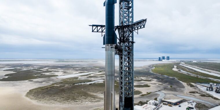 SpaceX wants to take over a Florida launch pad from rival ULA