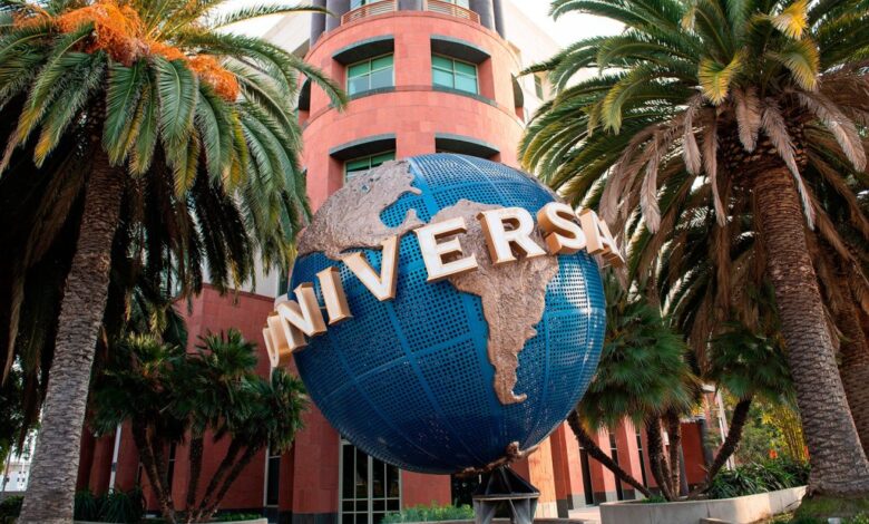 Universal Music Layoffs Leave Staff and Artist Camps Lamenting the Drawn Out Process