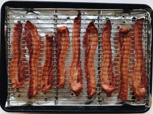 Bacon Perfection: Here’s the Secret to Crispy Strips Without the Mess