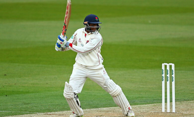 Chanderpaul celebrates runners-up spot with unexpected flourish