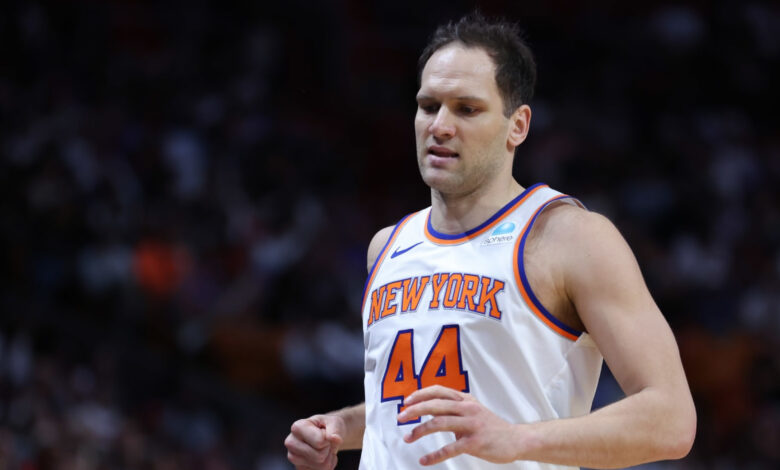 Knicks Rumors: Bojan Bogdanović to Have Season-Ending Surgery on Wrist, Foot Injuries