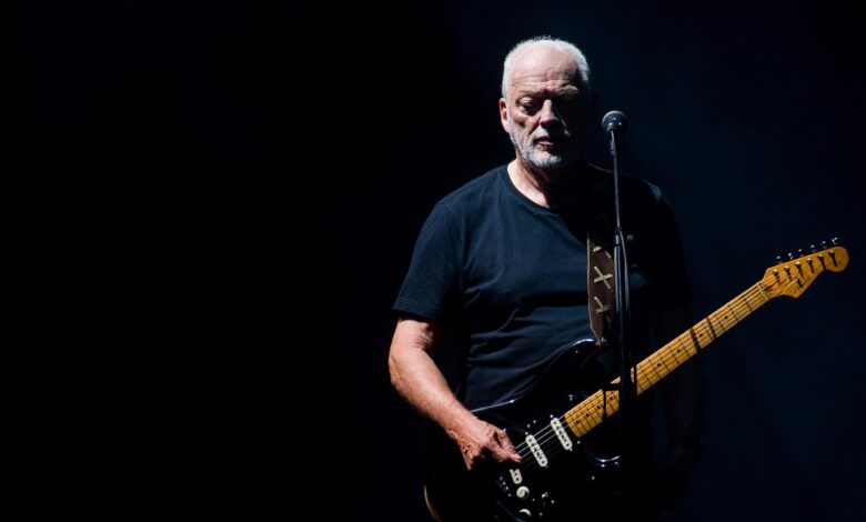 “While I was on the phone, there was this loud noise in the background… It was David, who had been working on one note all day long for two weeks”: He’s spent decades chasing David Gilmour’s guitar tone – now Steve McElroy reveals what he’s learned