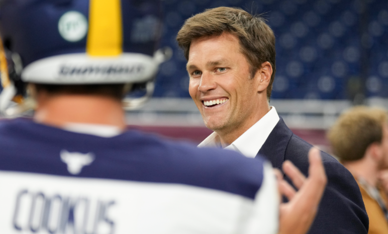 Tom Brady makes surprise appearance at Ford Field for UFL game between Showboats and Panthers