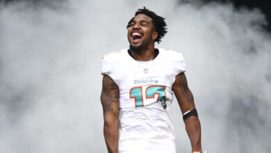 Jaylen Waddle, Dolphins Agree to New Contract; Rumored to Be $84.75M over 3 Years