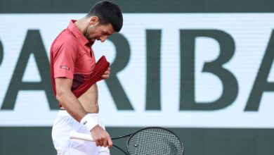 Source: Djokovic to have surgery on knee injury