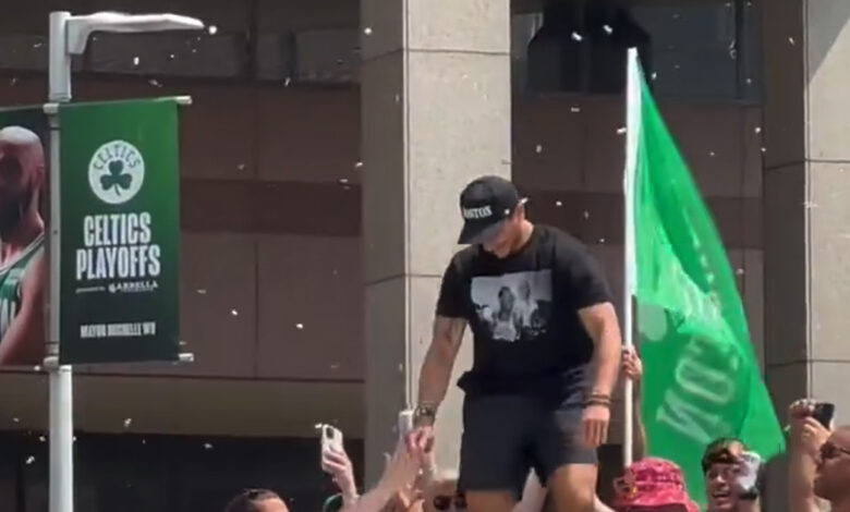 Joe Mazzulla jumping off a duck boat roof on a torn meniscus is most unhinged moment of Celtics’ parade