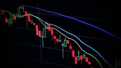 Bitcoin wobbles on sell fears as US moves $240M worth of Bitcoin to Coinbase address