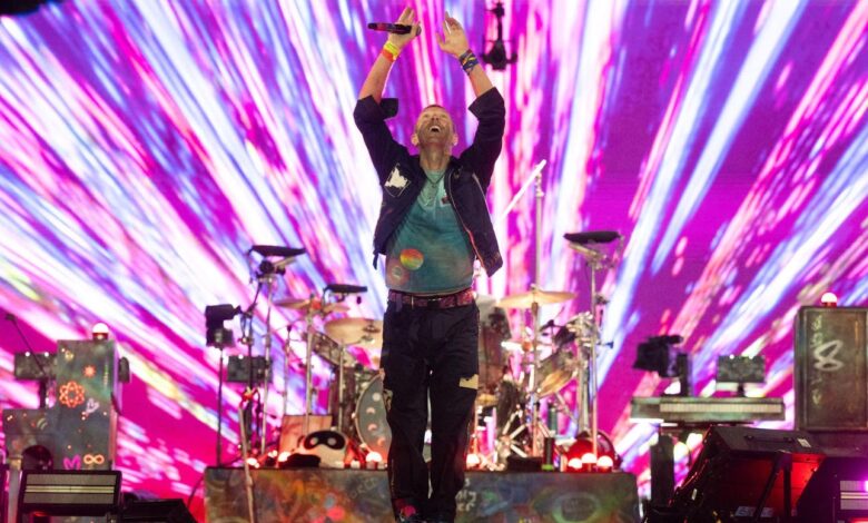 Glastonbury: Coldplay Go Pyro; Crowe, Cruise And McQuarrie “Dad