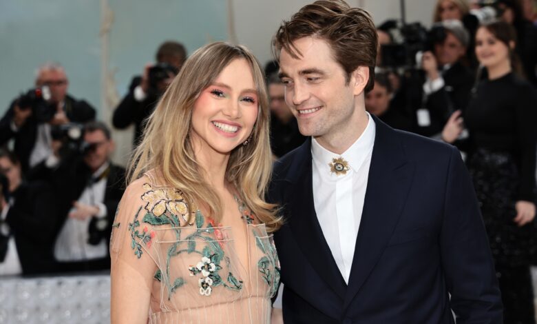 Robert Pattinson and Suki Waterhouse: A Complete Relationship Timeline