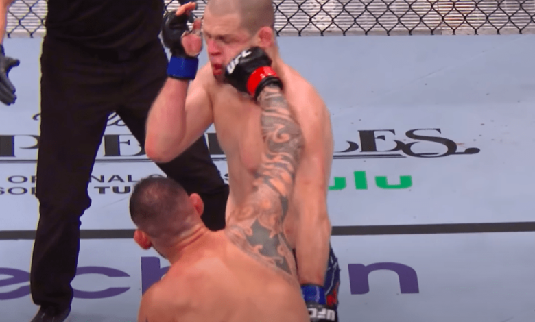 Watch: Free Fight — Santiago Ponzinibbio vs. Alex Morono