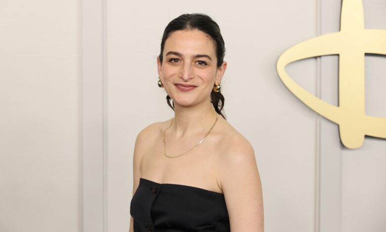 Jenny Slate ‘Fell in Love’ With Blake Lively on ‘It Ends With Us’