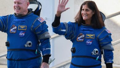 2 Astronauts Stuck in Space After 8-Day Mission Goes Awry