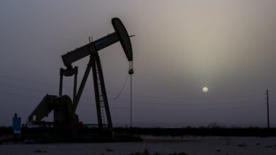 Oil posts monthly decline as demand worries offset Libya supply disruptions