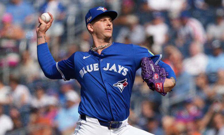 Blue Jays’ Bowden Francis loses another no-hit bid by allowing 9th-inning home run for the second time in 3 weeks