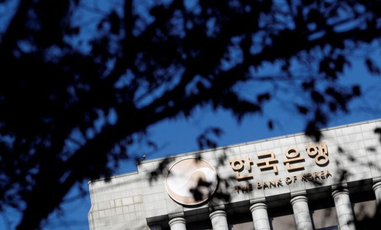 Bank of Korea board member says growth, financial stability are key to rate cuts