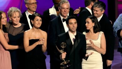 ‘Hacks’ Gets the Last Laugh, Upsets ‘The Bear’ for Best Comedy at Emmys 2024