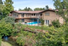 Colorado Home Makes a Splash With Indoor-Outdoor Pool