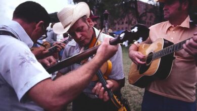 Hone Your Cross-Picking Skills with the Classic Fiddle Tune “Soldier’s Joy”