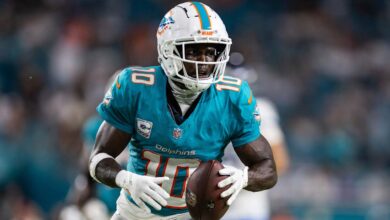 Dolphins WR Tyreek Hill on his name being mentioned in trade rumors: ‘I love being here’                          Oct 02, 2024