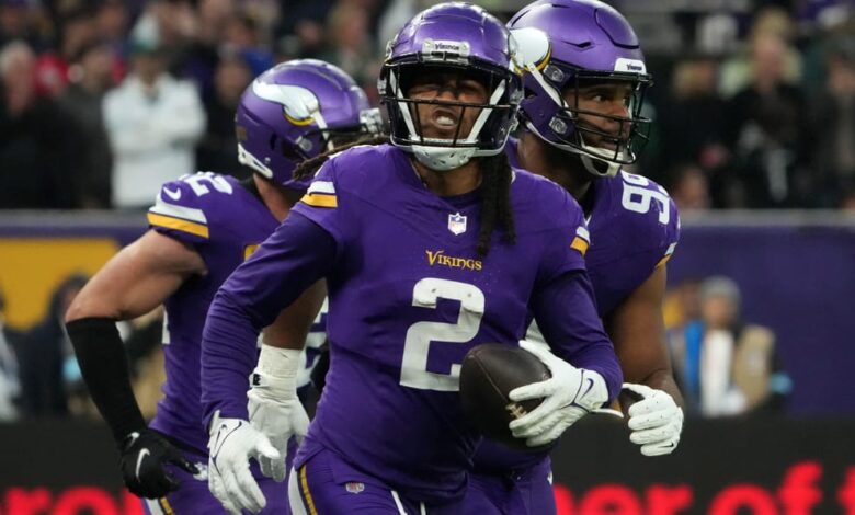 12 Snap Reactions after Jets at Vikings