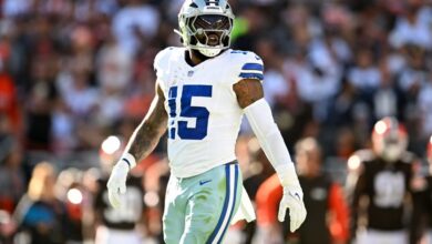 Cowboys doghouse: Ezekiel Elliott’s role seems to be as a pure backup