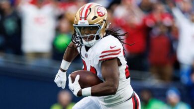 Niners RB Jordan Mason day to day with shoulder sprain after exiting early in win over Seahawks                          Oct 11, 2024