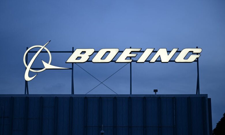 Boeing to lay off 10 percent of workforce