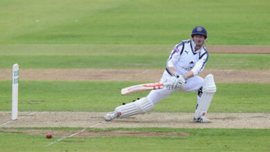 Essex suffer a champion hangover