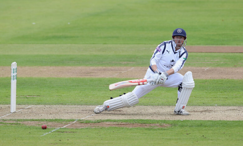 Essex suffer a champion hangover