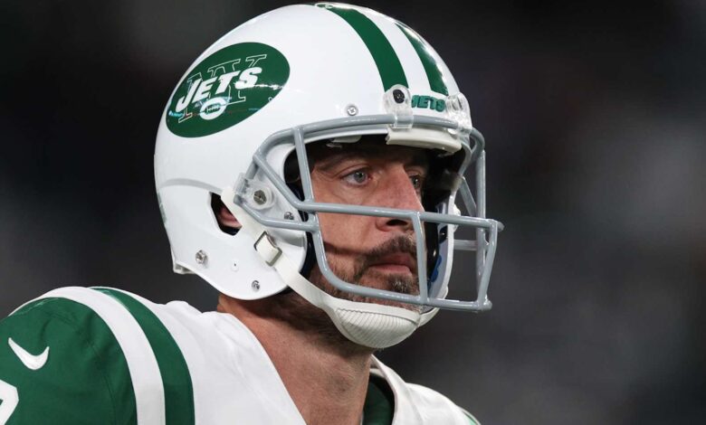 NFL Fans Troll Aaron Rodgers, Jets for Loss vs. Josh Allen, Bills After Saleh Firing