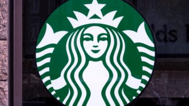 Starbucks seriously needs to cool it on coffee innovations, analyst says