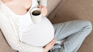 Can coffee consumption during pregnancy affect development?