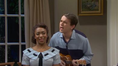 ‘SNL’ Reinterprets Train’s ‘Hey, Soul Sister’ as a Racially Insensitive 1950s Ode to Interracial Romance | Video