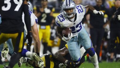 Cowboys RB Rico Dowdle reportedly sick upon arrival to stadium, questionable against 49ers