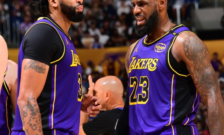 Anthony Davis: Lakers Refused to Let LeBron James Sit vs. Kings amid Scoring Surge