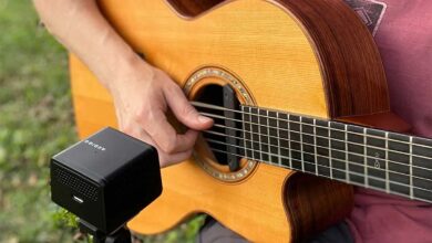 Review: Audigo Wireless Microphone/App Turns an iPhone into a Mobile Studio