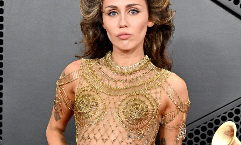 These 30 Fascinating Facts About Miley Cyrus Can’t Be Tamed