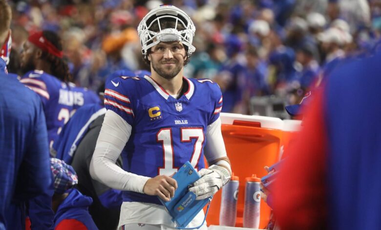 Bills QB Josh Allen Officially Announces Engagement to Hailee Steinfeld