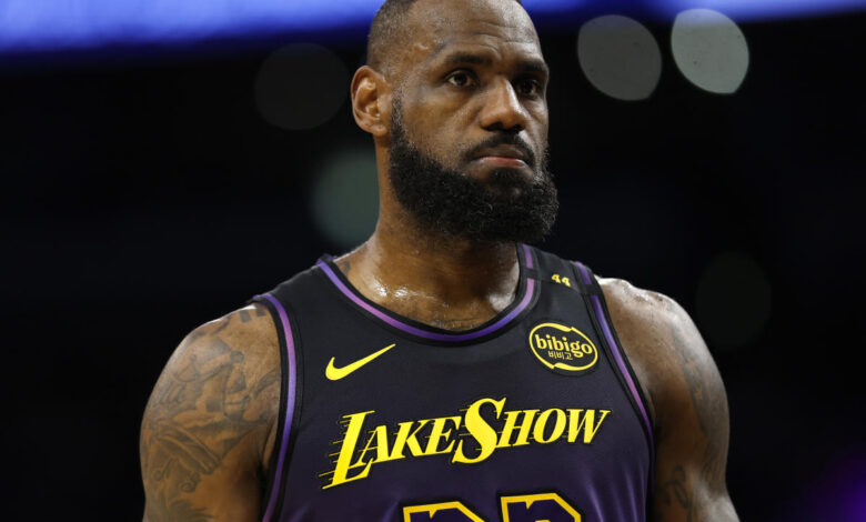 The Fantasy Basketball Vibe Check: Is LeBron cooked?