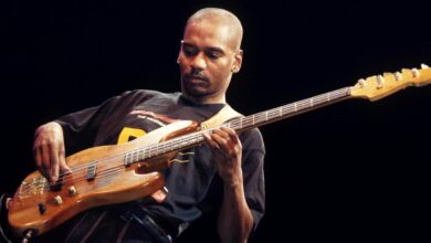 “Zoom discontinued that pedal because nobody bought it – but bass players are always coming up to me wanting to know how I got those sounds”: Remembering jazz great Victor Bailey, who used an unsung multi-FX pedal for his cover of Prince’s biggest