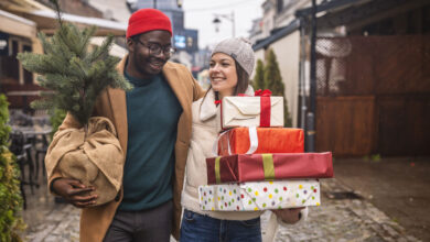 Savvy Spending for Your Holiday Budget