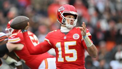 Patrick Mahomes, Joe Burrow, More NFL Players’ Holiday Gifts to Teammates Revealed