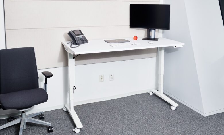 The 7 Best Standing Desks, Reviewed by Editors