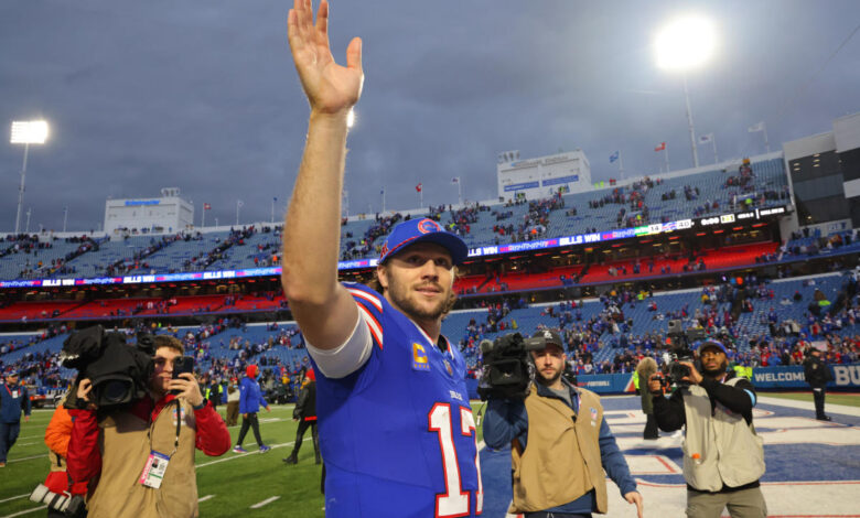 Bills QB Josh Allen to play briefly vs. Patriots to keep consecutive starts streak going