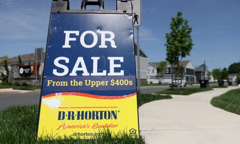 D.R. Horton beats first-quarter estimates; says costs to drag on margins in Q2